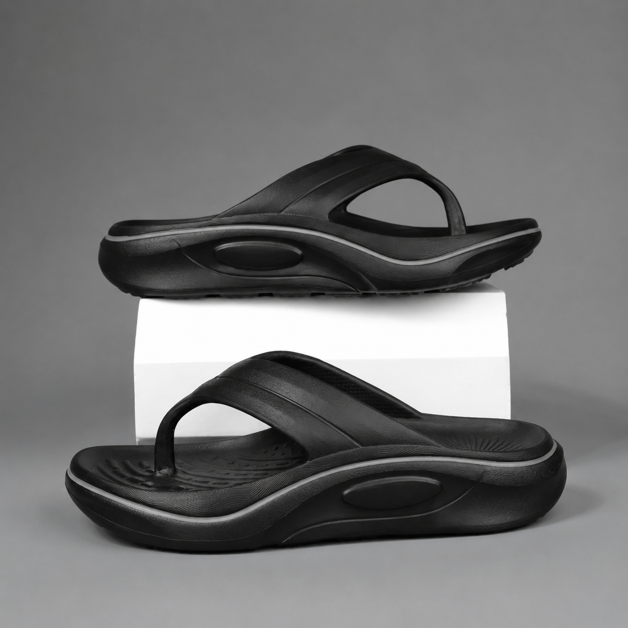 Casual Indoor Outdoor Flip Flops Sandals For Men And Women