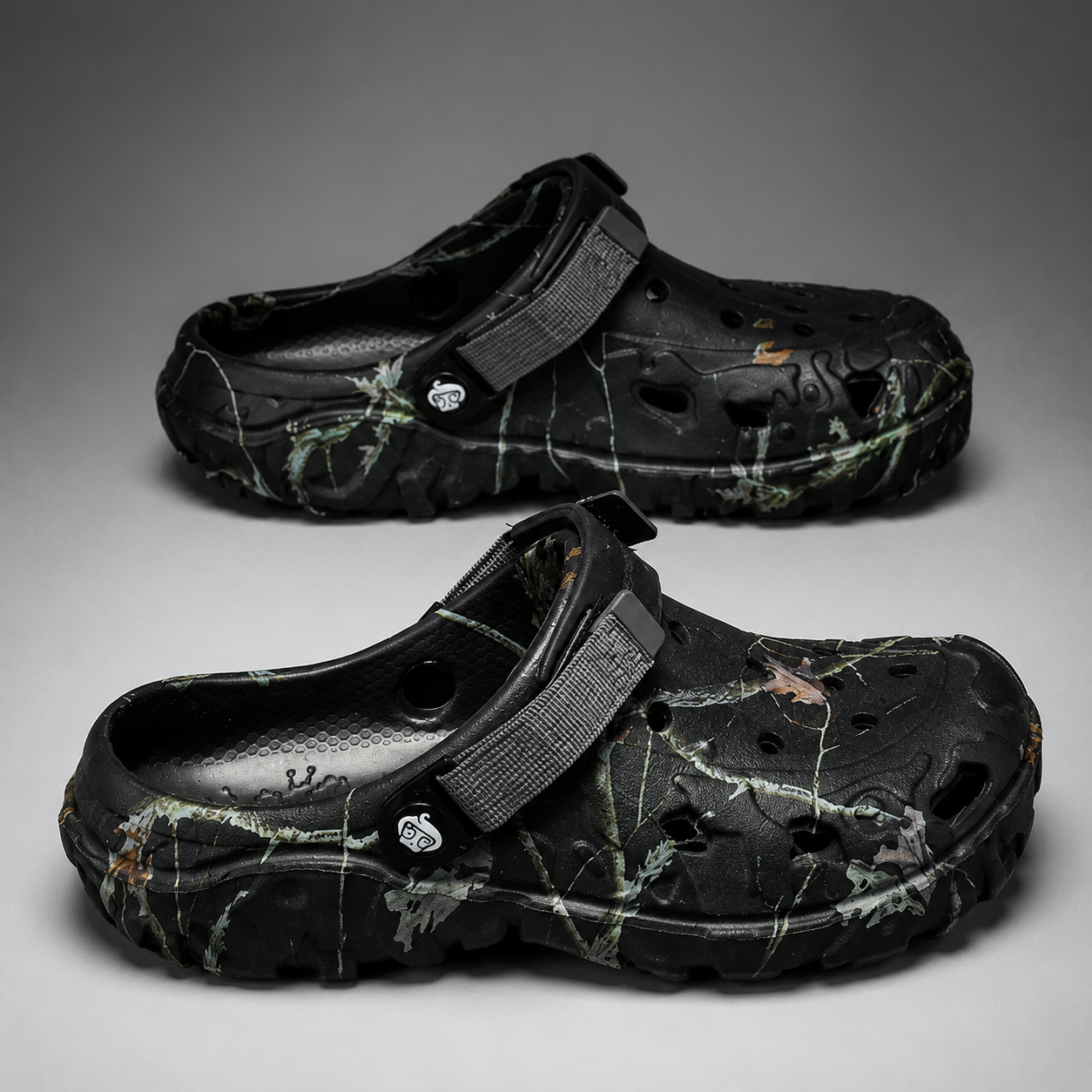 Casual Summer Indoor And Outdoor Men Clog Slippers 