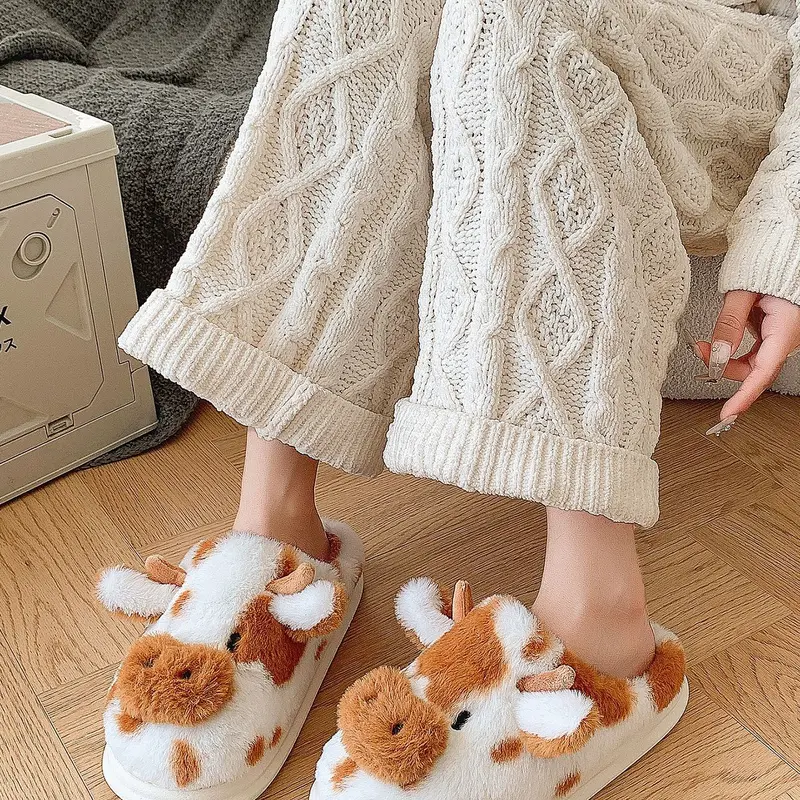 Cartoon Cow Themed Slippers For Men And Women