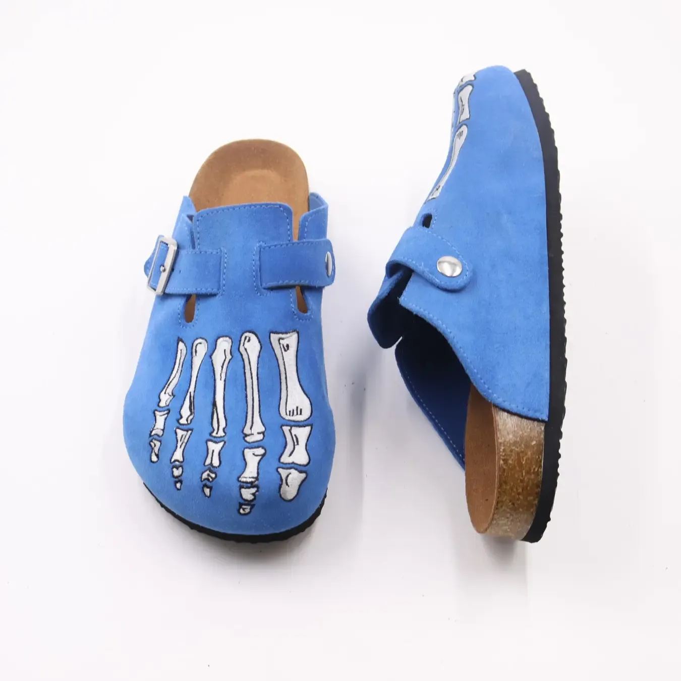 Embroidered Comfortable Cork Footbed Streetwear Clogs For Men