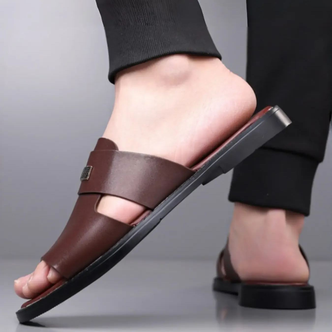 Lightweight Soft Sole Street Style Sandal For Men
