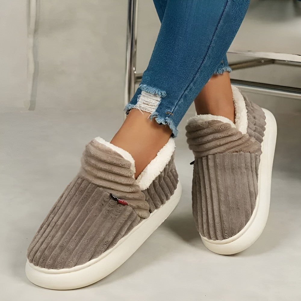 Ribbed Indoor Slippers With Anti Slip Sole