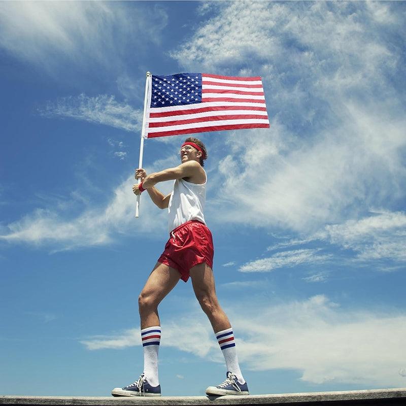 Heavy Duty USA Flag – Water Resistant and Resistant for All-Weather size and scale reference for 90x150cm display