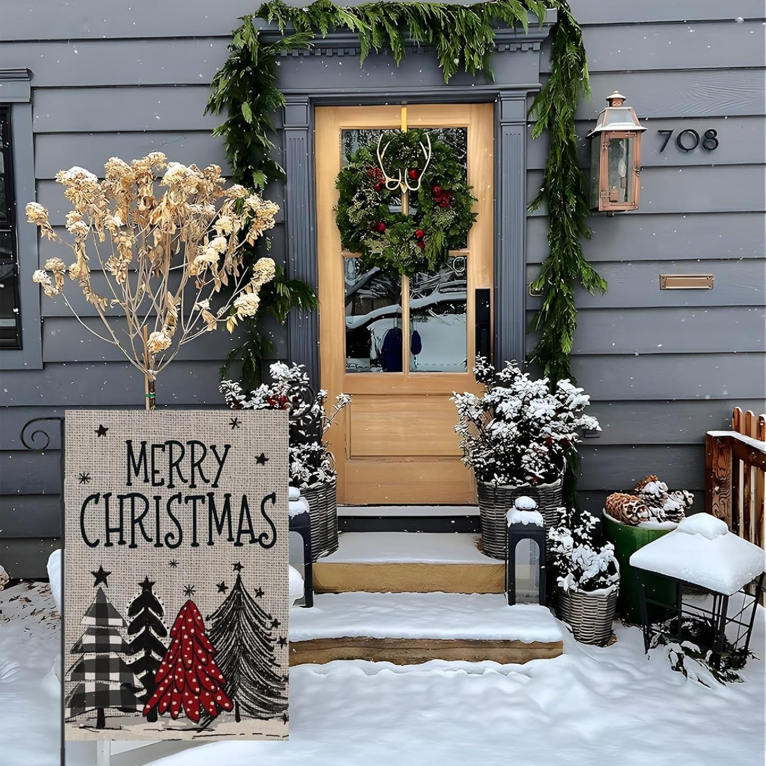 Outdoor Holiday Decoration Rustic Christmas Tree Flag-Globe Flags