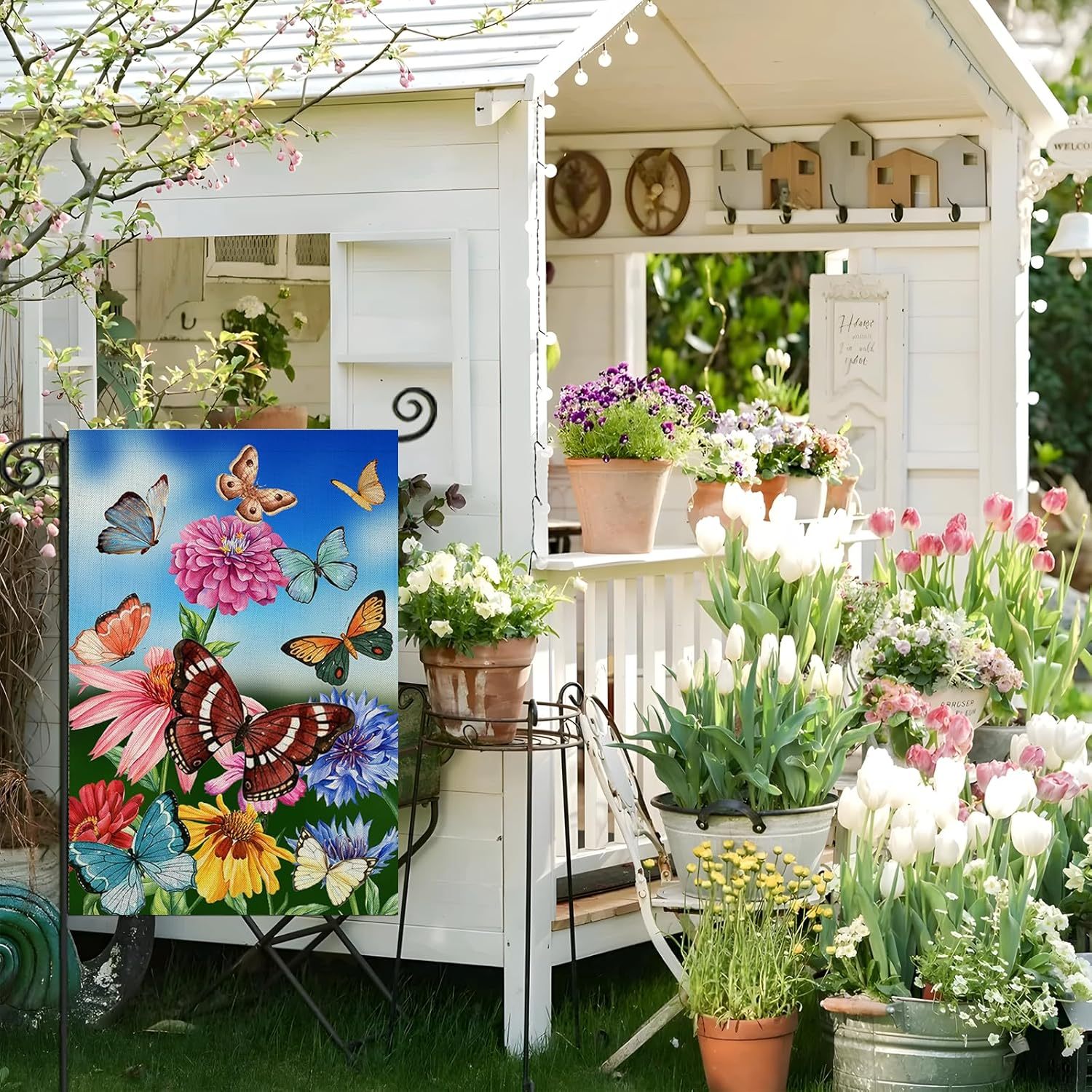 Butterfly And Floral Designed Decorative Banner-Globe Flags
