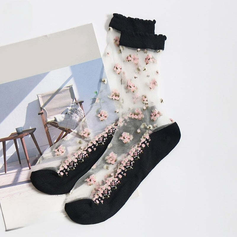 Breathable Flower Print Socks