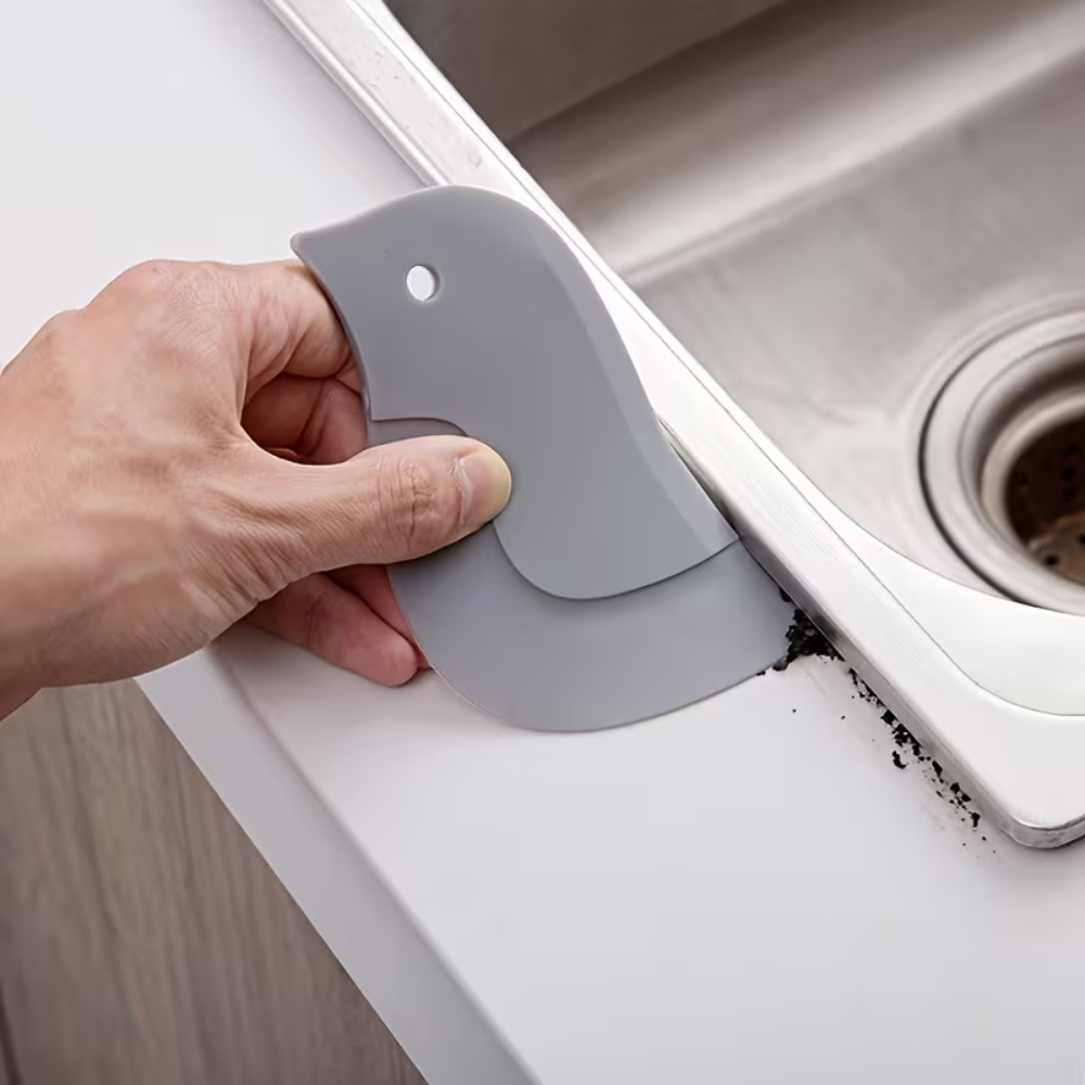 Penguin Shaped Soft Polymer Kitchen ScraperPenguin Shaped Soft Polymer Kitchen Scraper - Image 5