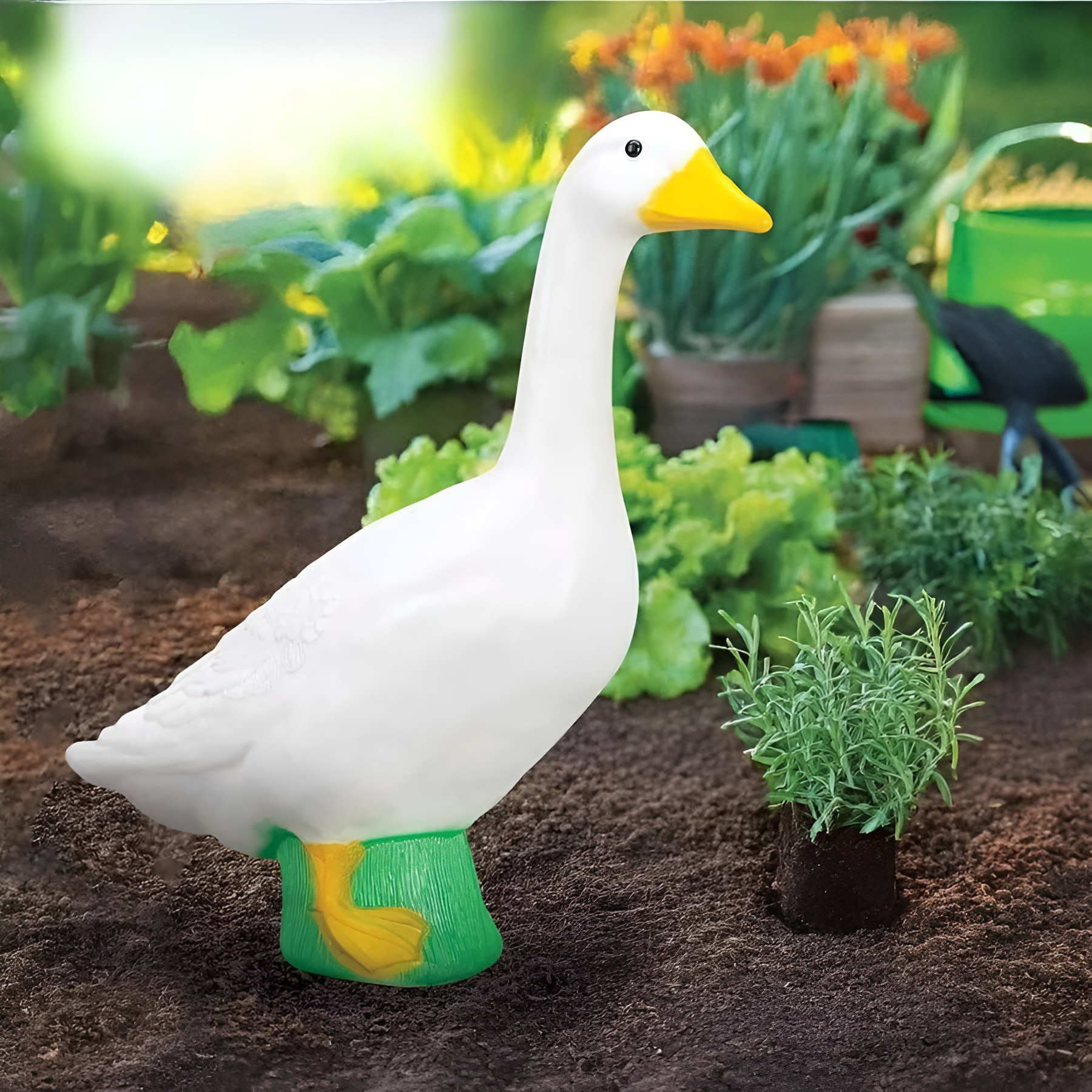 Outdoor Decorative Goose Design Statue For Garden Decor