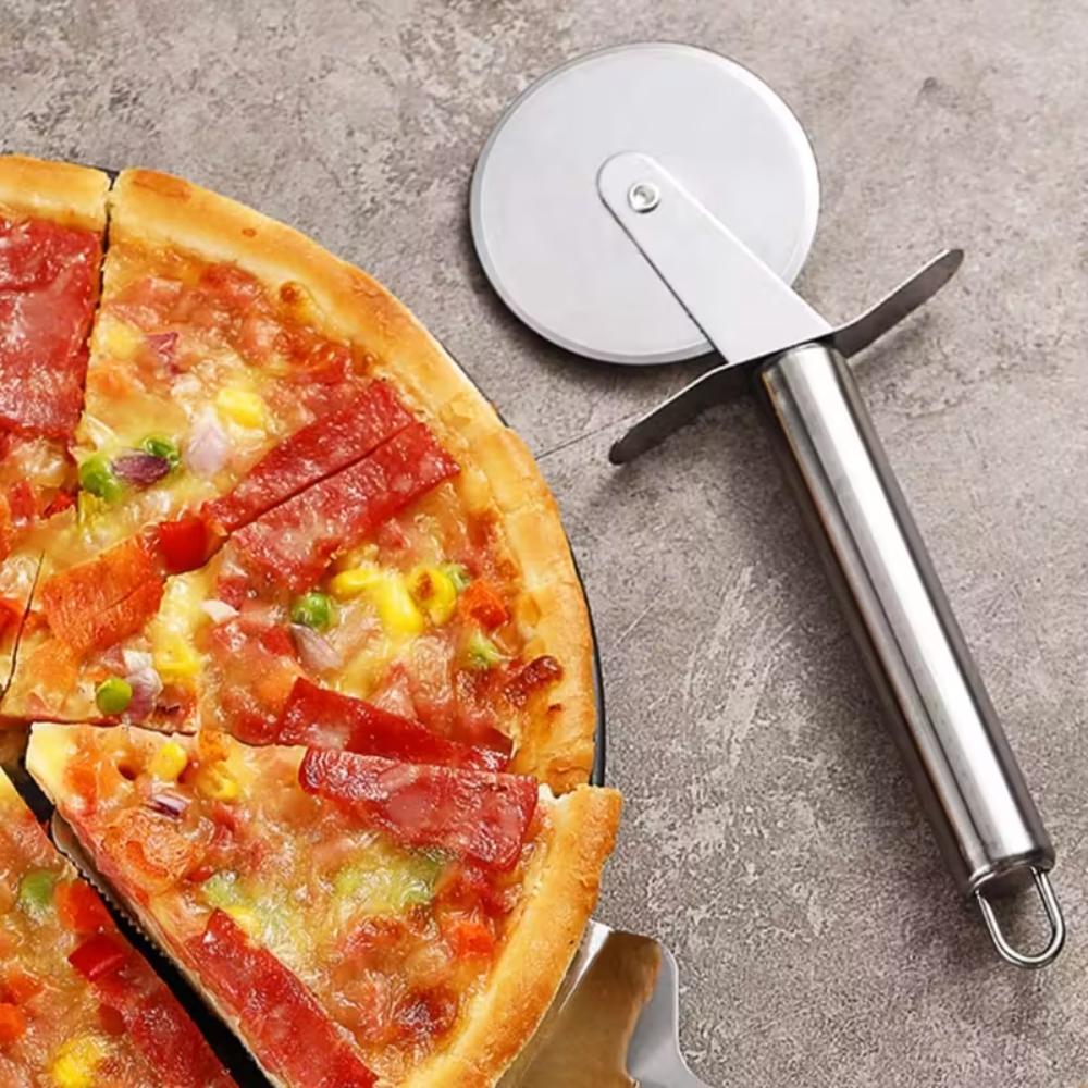 Pizza Cutter Wheel Stainless Steel Dough Roller Knife ToolPizza Cutter Wheel Dough Rolling Knife - Image 3
