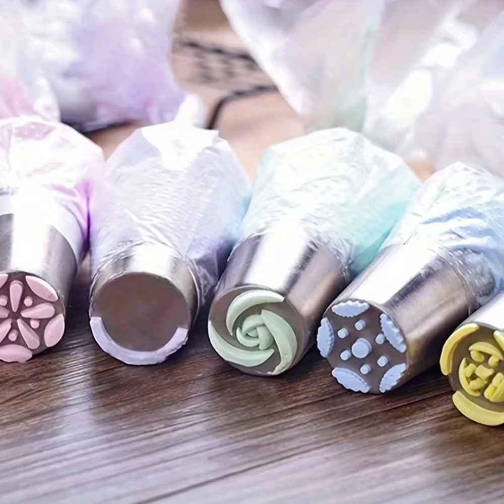 7 Piece Of Stainless Steel Piping Tips Set7 Piece of Stainless Steel Floral Piping Tip Set For Cakes - Image 4