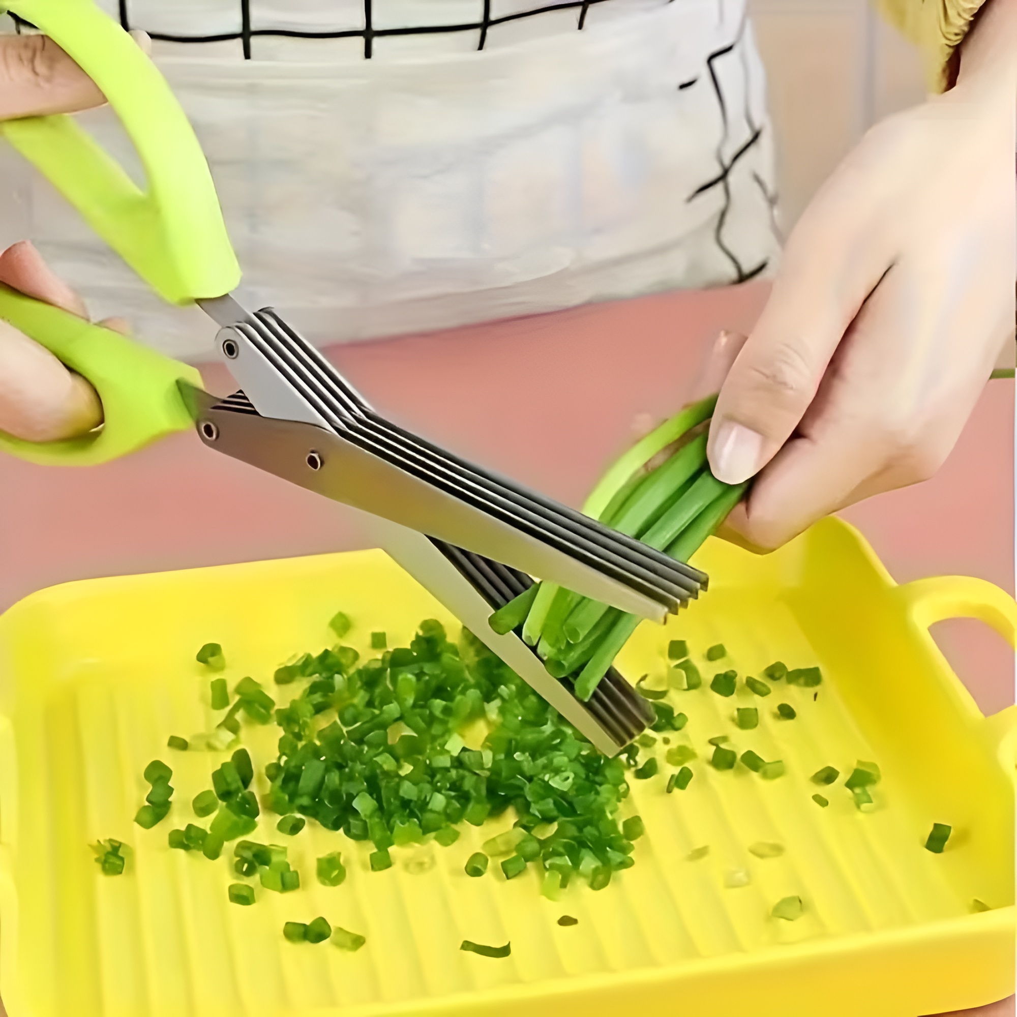 Tiered Stainless Steel Kitchen Shears - Multifunctional ChopperMulti Blade Kitchen Shears Stainless Steel Herb Cutter Tool - Image 2
