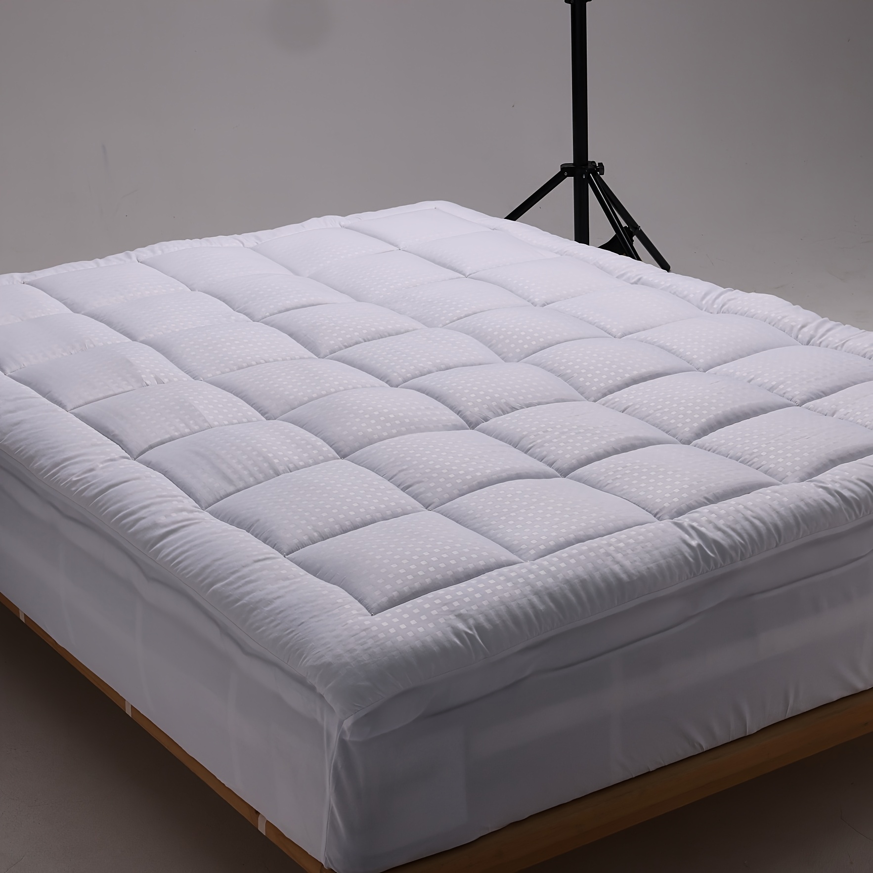 Mattress Topper, Extra Thick Mattress Pad Pillow Top Mattress Cover Quilted Fitted Mattress Protector Top Stretches Up 8-21" Deep Pocket CoolingExtra Thick Cooling Mattress Topper With Deep Pocket For Better Sleep  - Image 6