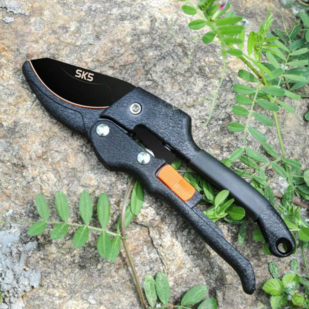 Minimalist Stainless Steel Gardening Pruning Shears For Plant Branches