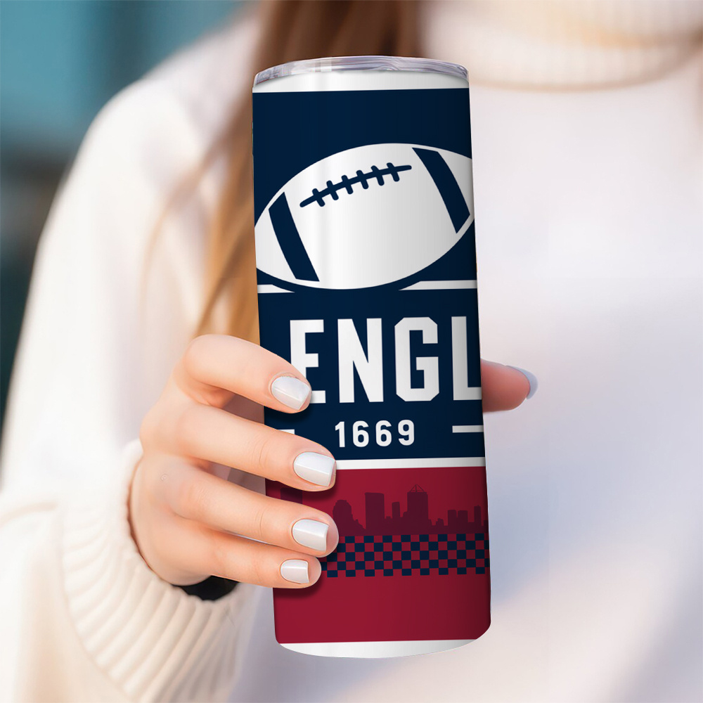 New England Patriots Football Themed 20oz Tumbler With Lid And StrawNew England Patriots Football Themed 20oz Tumbler With Lid And Straw - Image 4