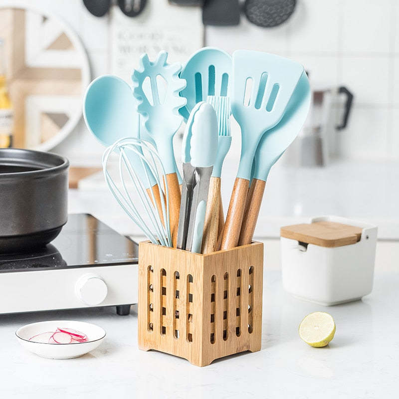 Silicone And Wood Kitchen Utensils 11 Peice Set With Storage Box