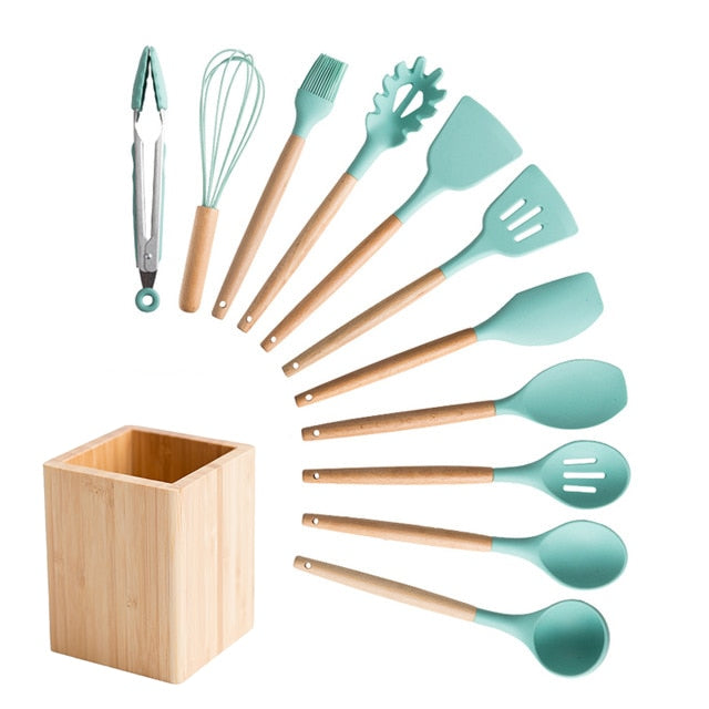 Silicone And Wood Kitchen Utensils 11 Peice Set With Storage BoxSilicone And Wood Kitchen Utensils 11 Peice Set With Storage Box - Image 8