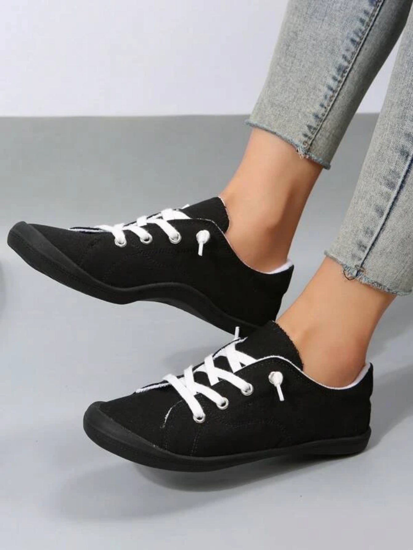 Lace Up Casual Sneakers-Comfy Garden Clogs