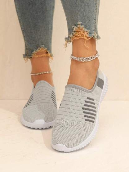 Striped Design Running Shoes-Comfy Garden Clogs