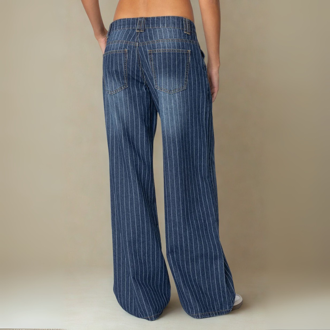 Low Rise Flared Jeans Stylish Stretch Denim with Retro Fit