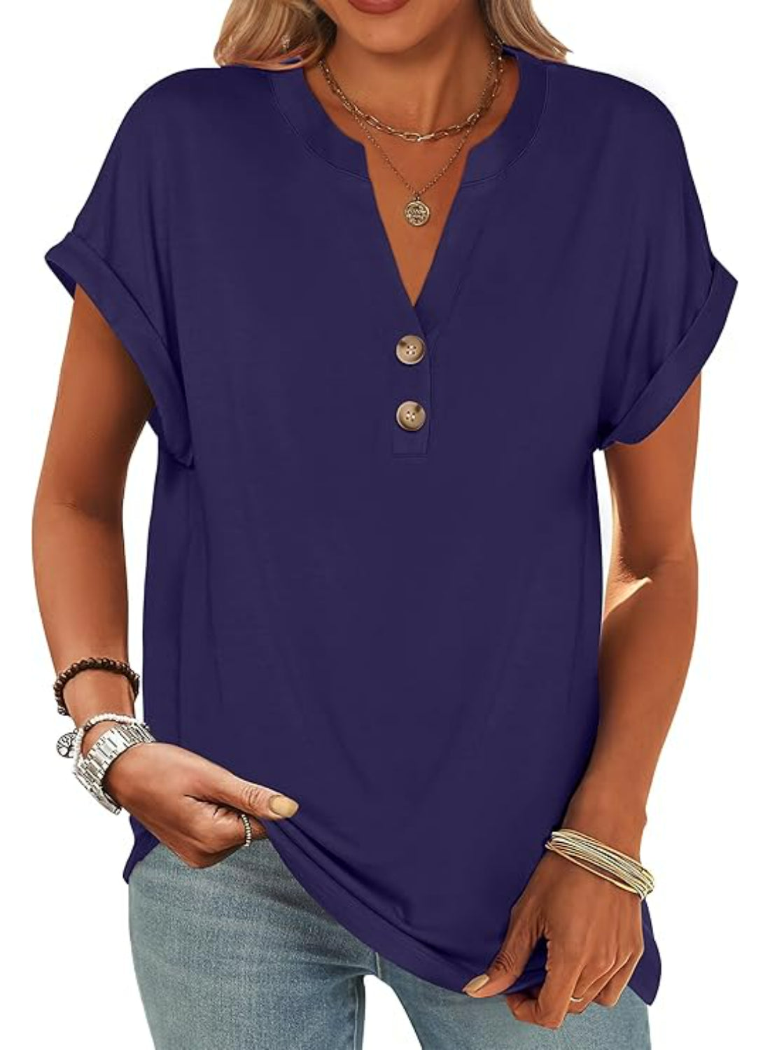 Casual Short Sleeve Tops for Women in a Loose Fit