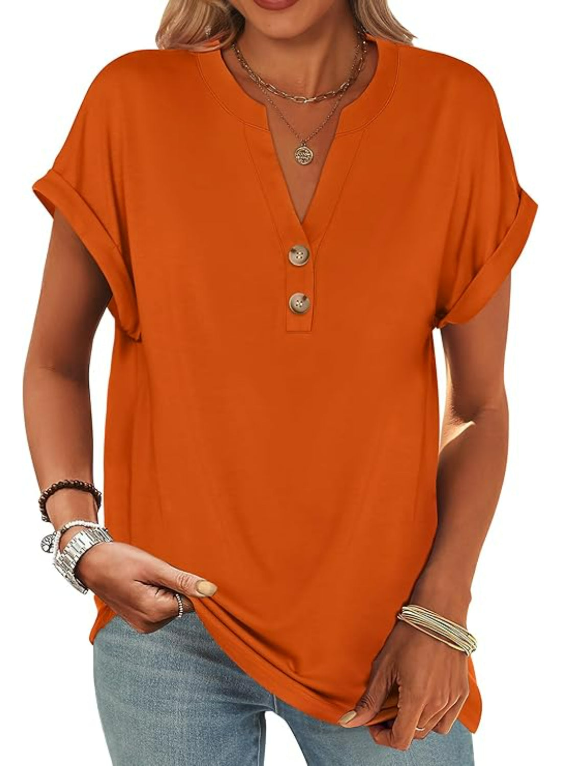 Casual Short Sleeve Tops for Women in a Loose Fit
