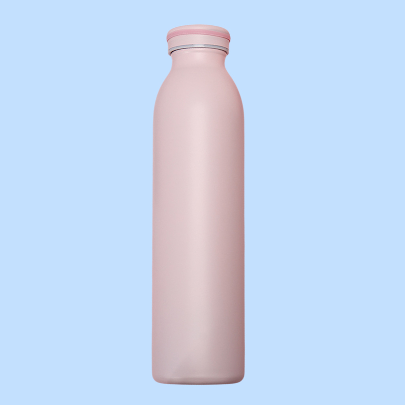 Stainless steel double-layer insulated cup