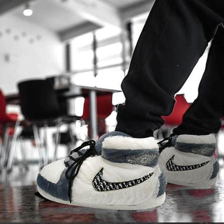 Comfortable Plush Sneaker Slippers – Cozy and Trendy Comfort