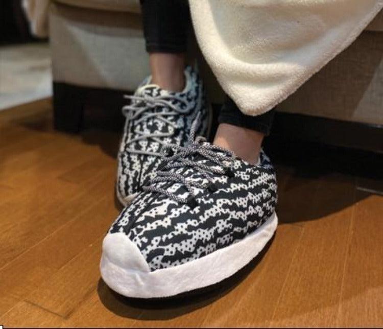 Comfortable Plush Sneaker Slippers – Cozy and Trendy ComfortComfortable Plush Sneaker Slippers – Cozy and Trendy Comfort - Image 15