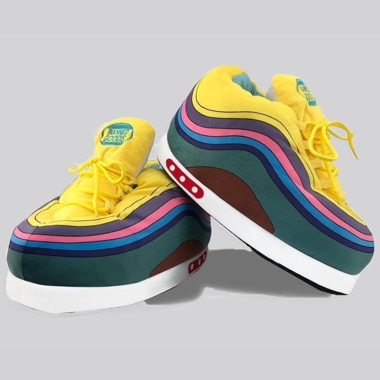 Comfortable Plush Sneaker Slippers – Cozy and Trendy ComfortComfortable Plush Sneaker Slippers – Cozy and Trendy Comfort - Image 3