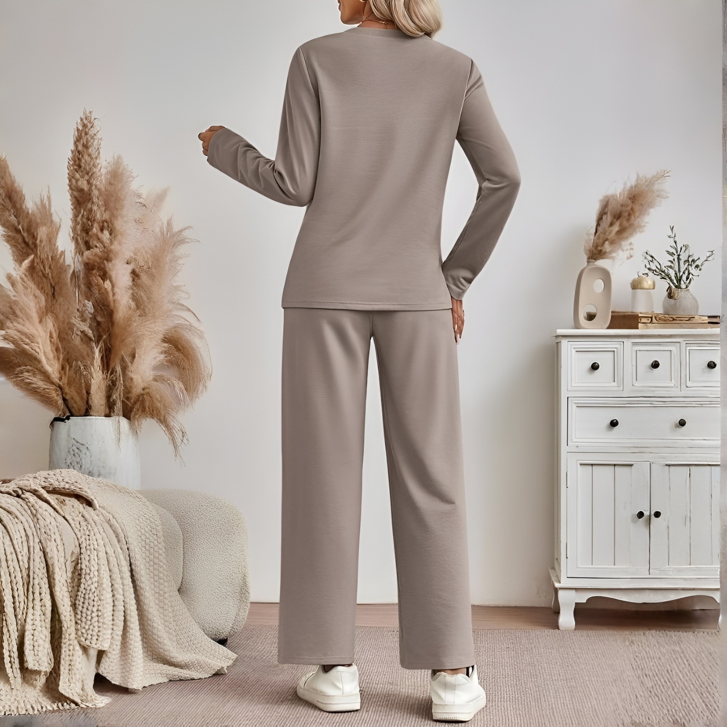 Two Piece Lounge Sets For Women With Comfortable Sweatshirt And Wide Matching Pants