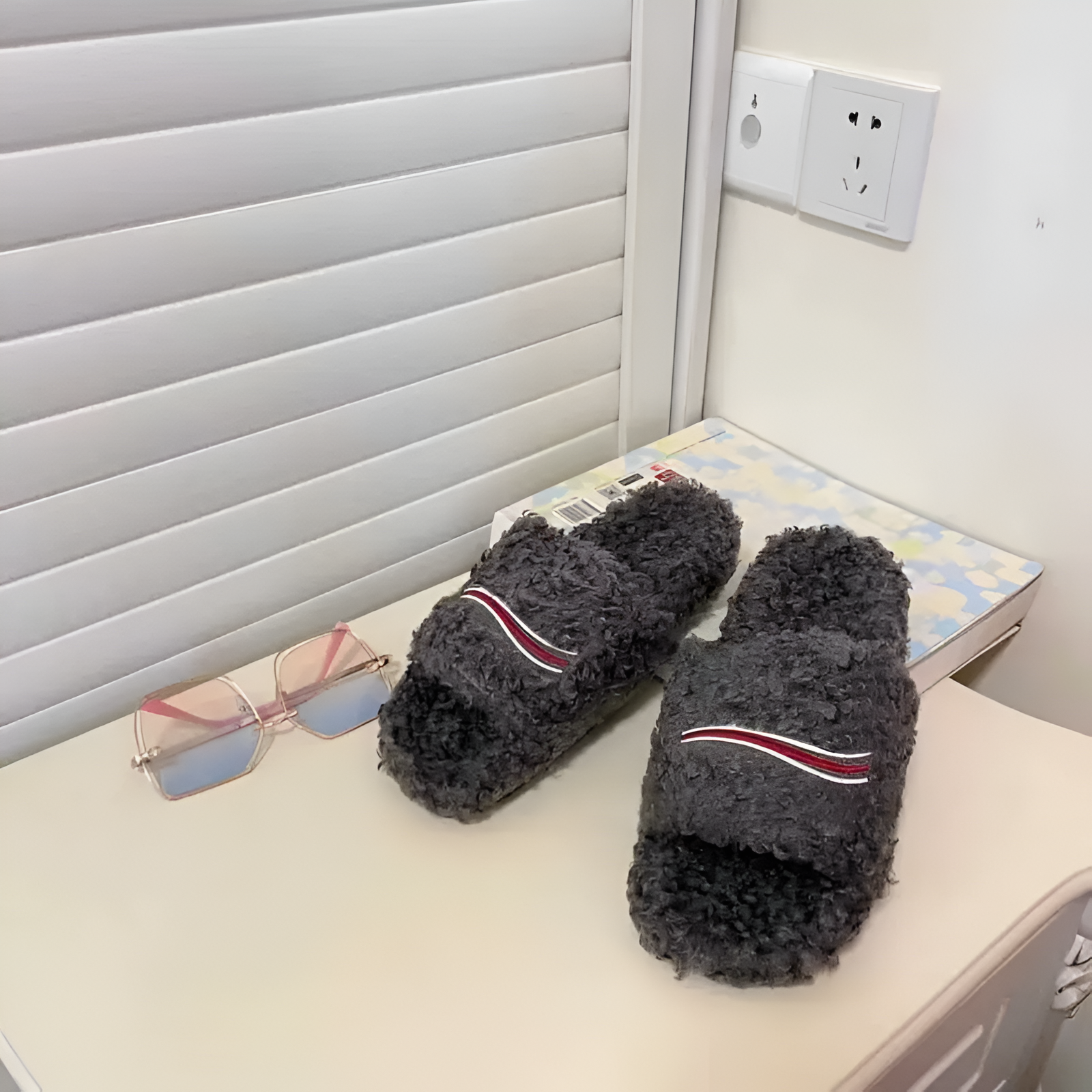 Unisex Outdoor Slide Slippers For Winter