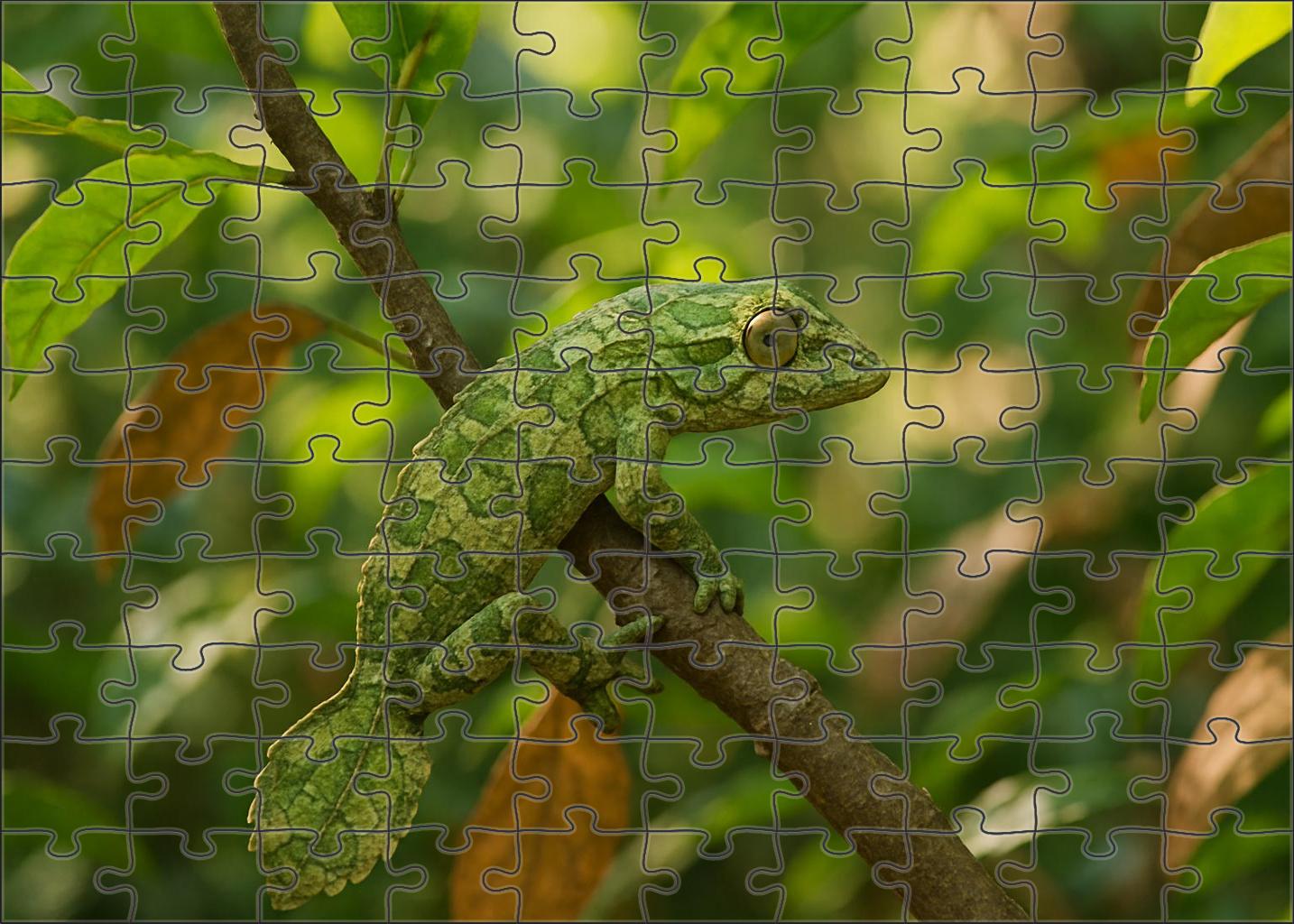 Verdant Leaf Mimic Master Of Disguise 50 Piece Puzzle