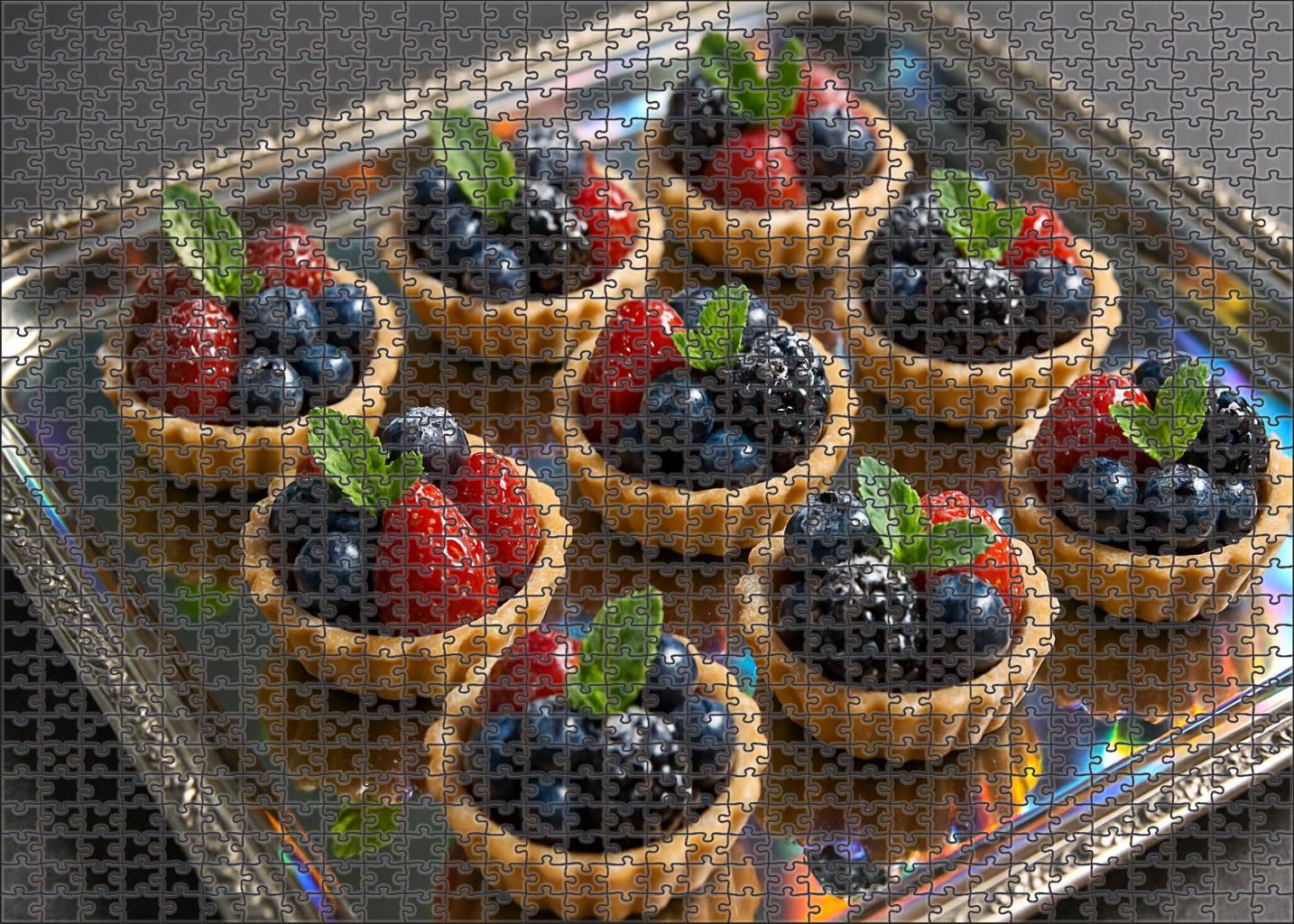 Summer Berry Tartlet Display Puzzle Collection