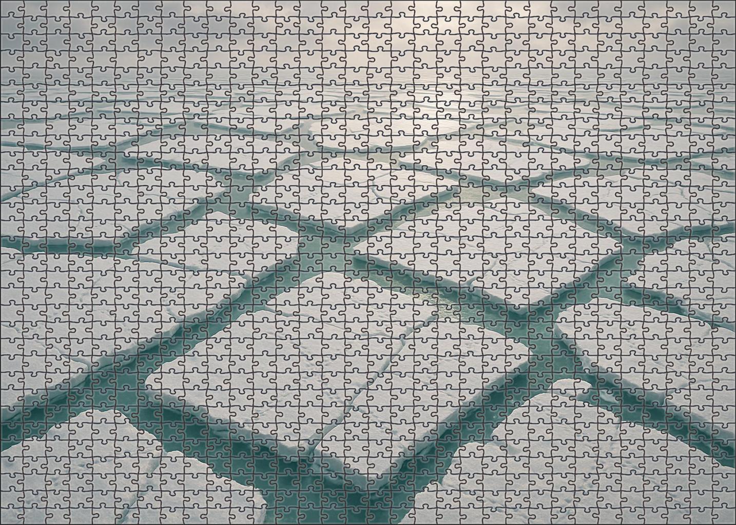 Frosted Ice Floe Edge 100 Piece Puzzle