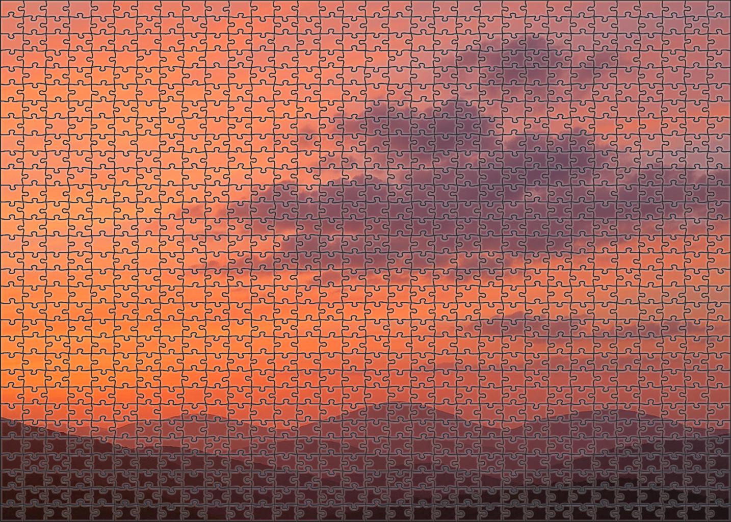 Peach Horizon Glow 200 Piece Puzzle