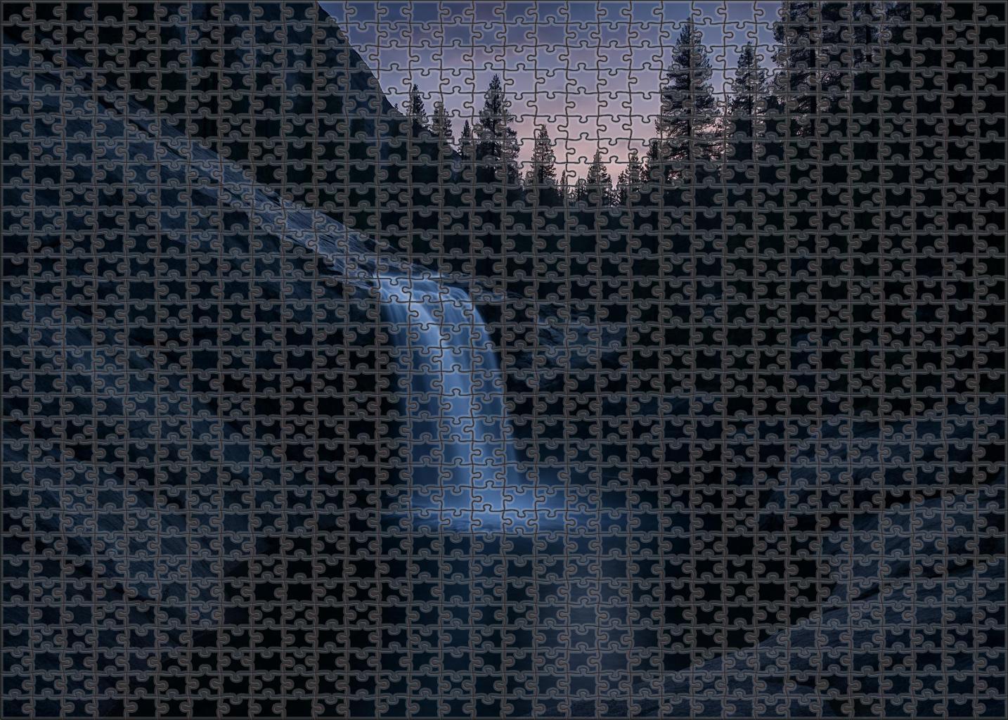 Twilight Silver Fan 200 Piece Puzzle