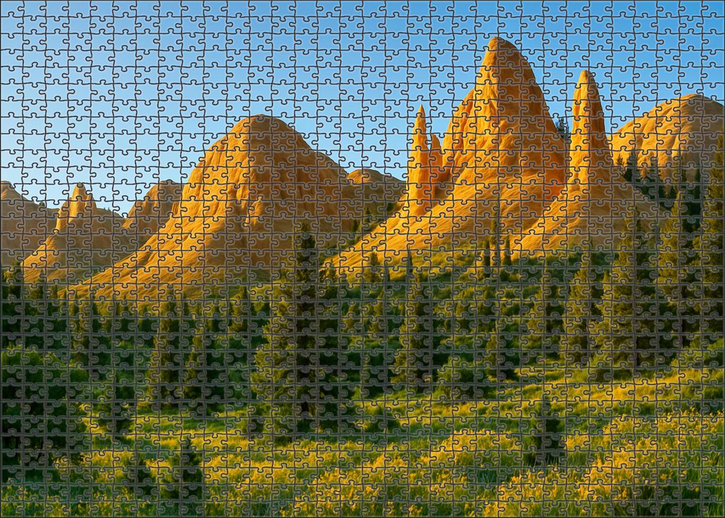 Amber Crest Heights 300 Piece Puzzle