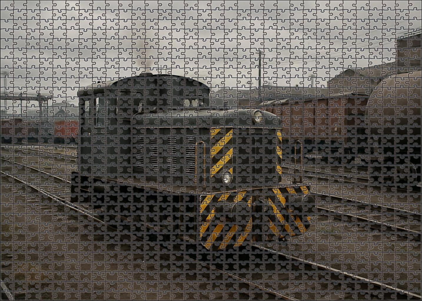 Ironclad Shunter Locomotive 300 Piece Puzzle