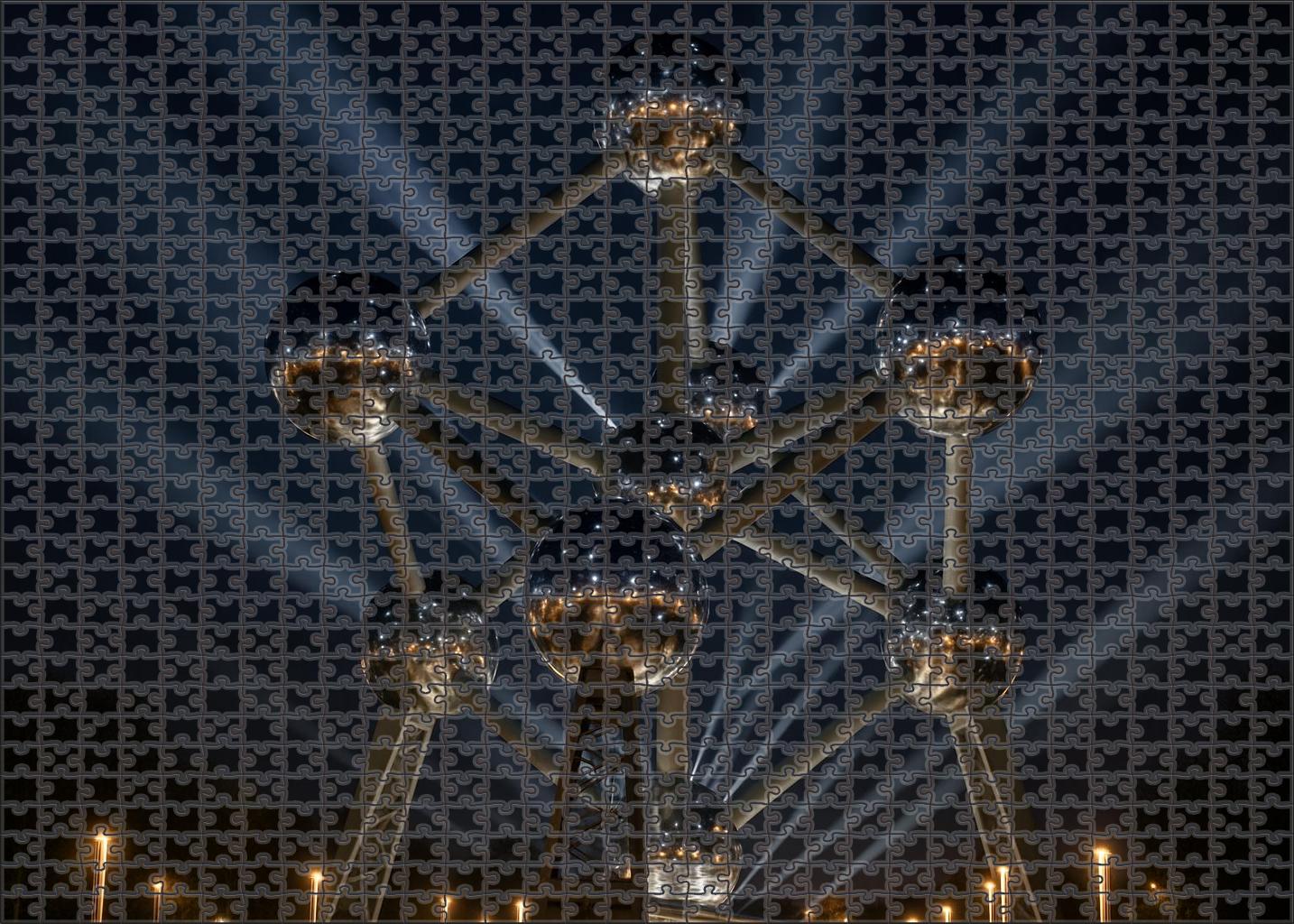 The Atomium Situated In Brussels Belgium Identified By 6391 Globally As A Futuristic Architectural Icon Easy Puzzles