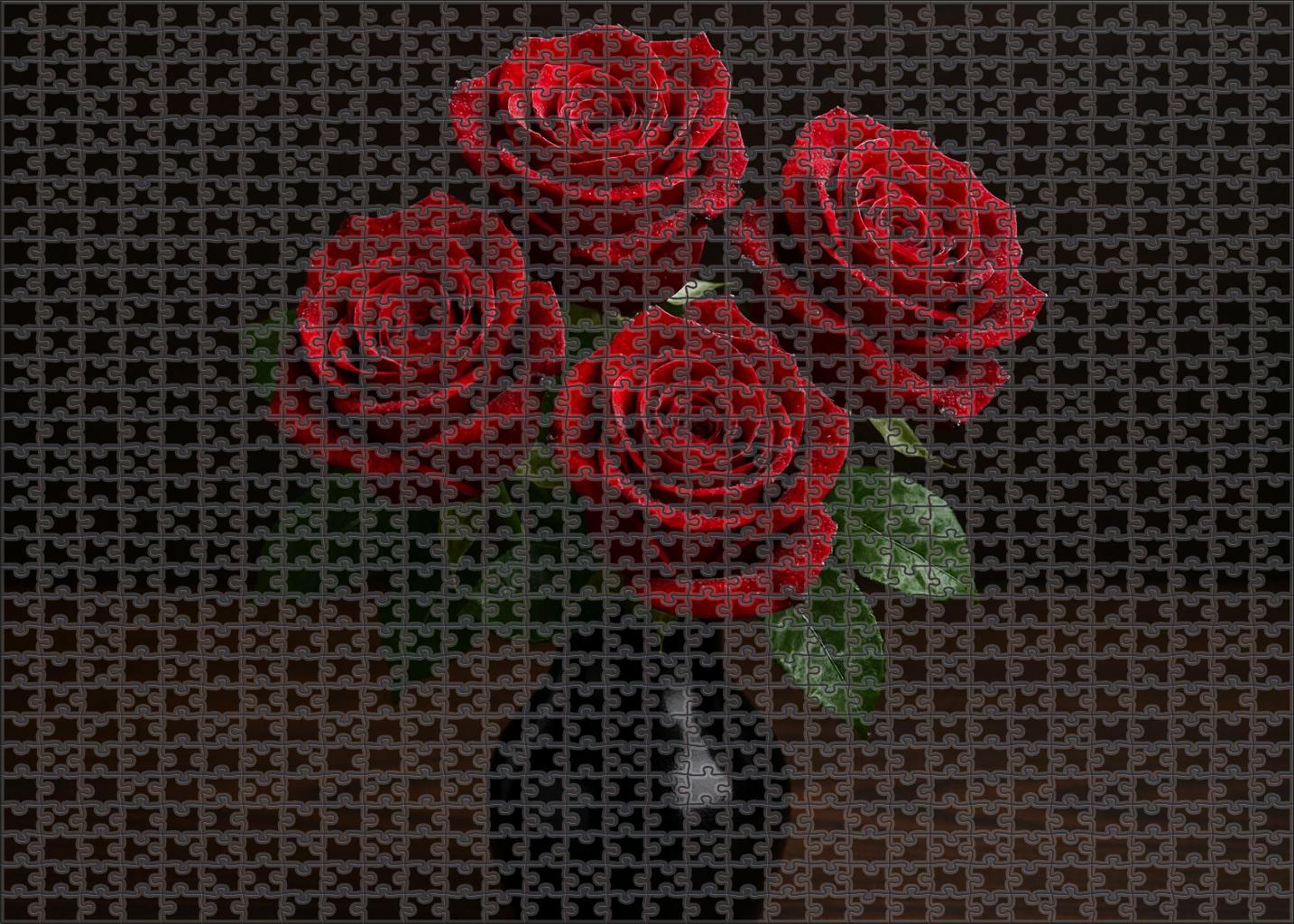 Velvet Rouge Centerpiece 50 Piece Puzzle
