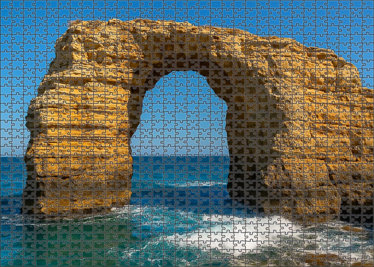 Rocky Coastal Arch 1000 Piece Puzzle