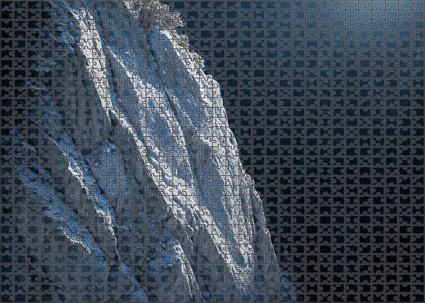 Crystal Frost Crag Puzzle Collection