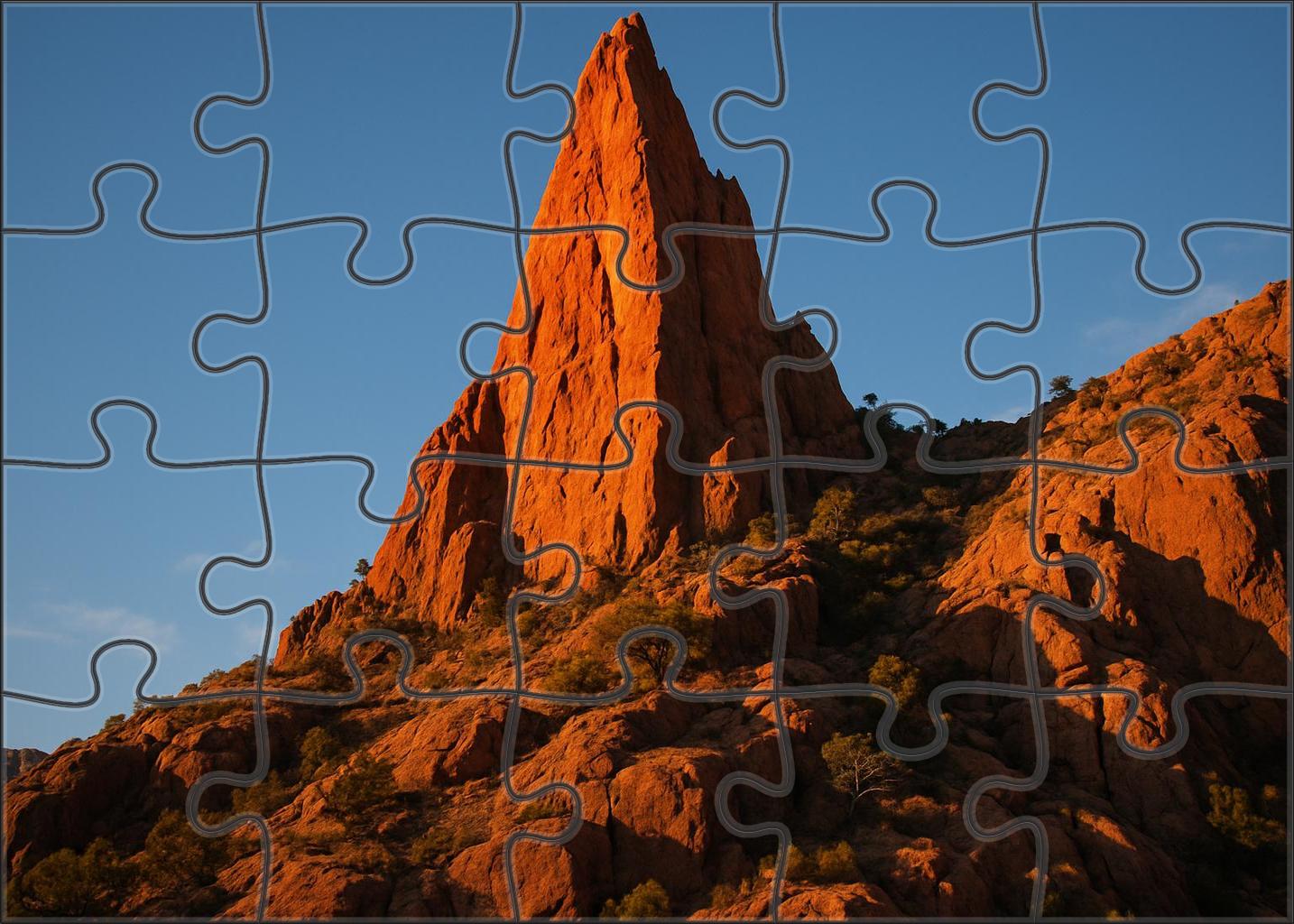 Crimson Spire Pinnacle 200 Piece Puzzle