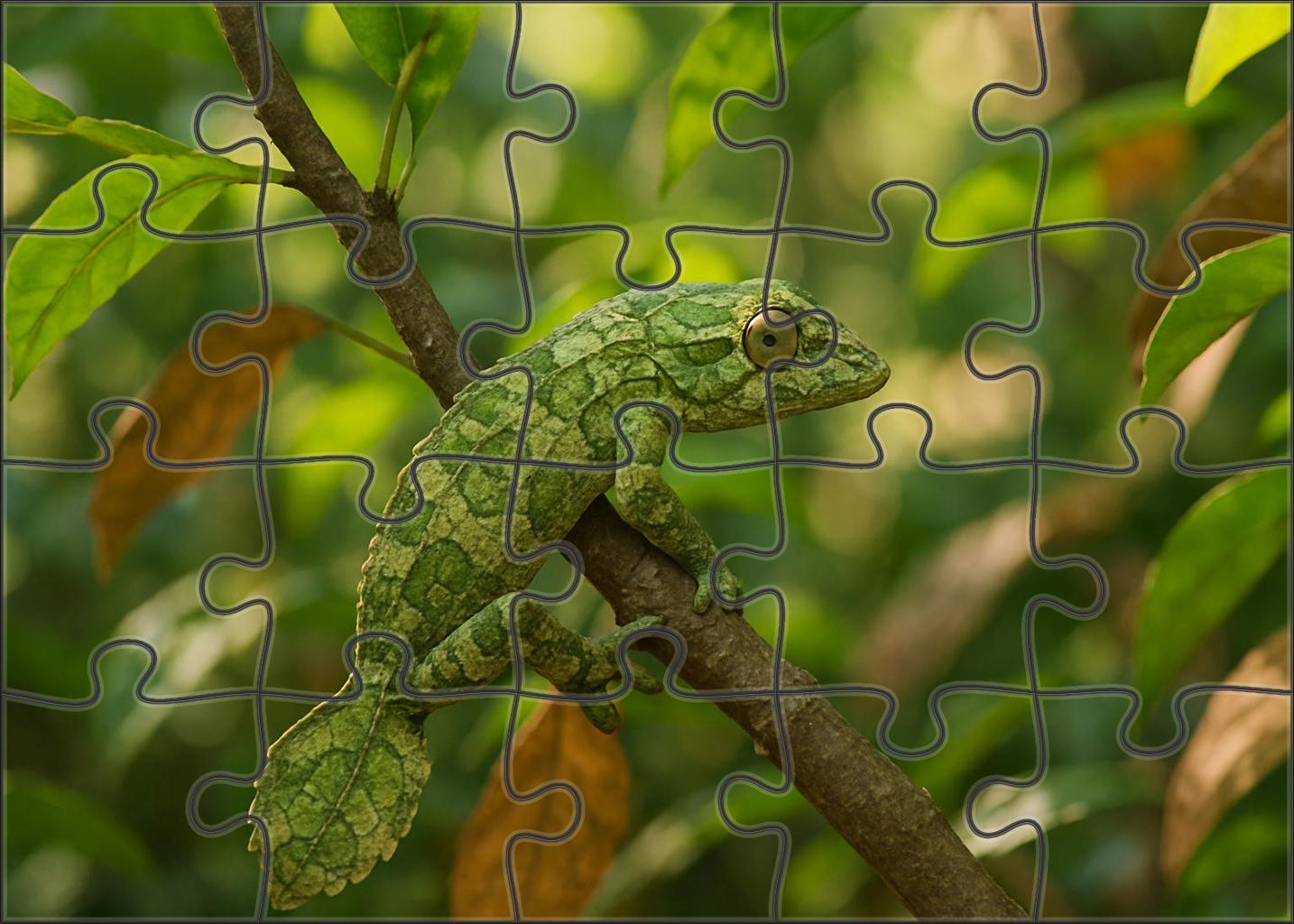 Verdant Leaf Mimic Master Of Disguise 50 Piece Puzzle