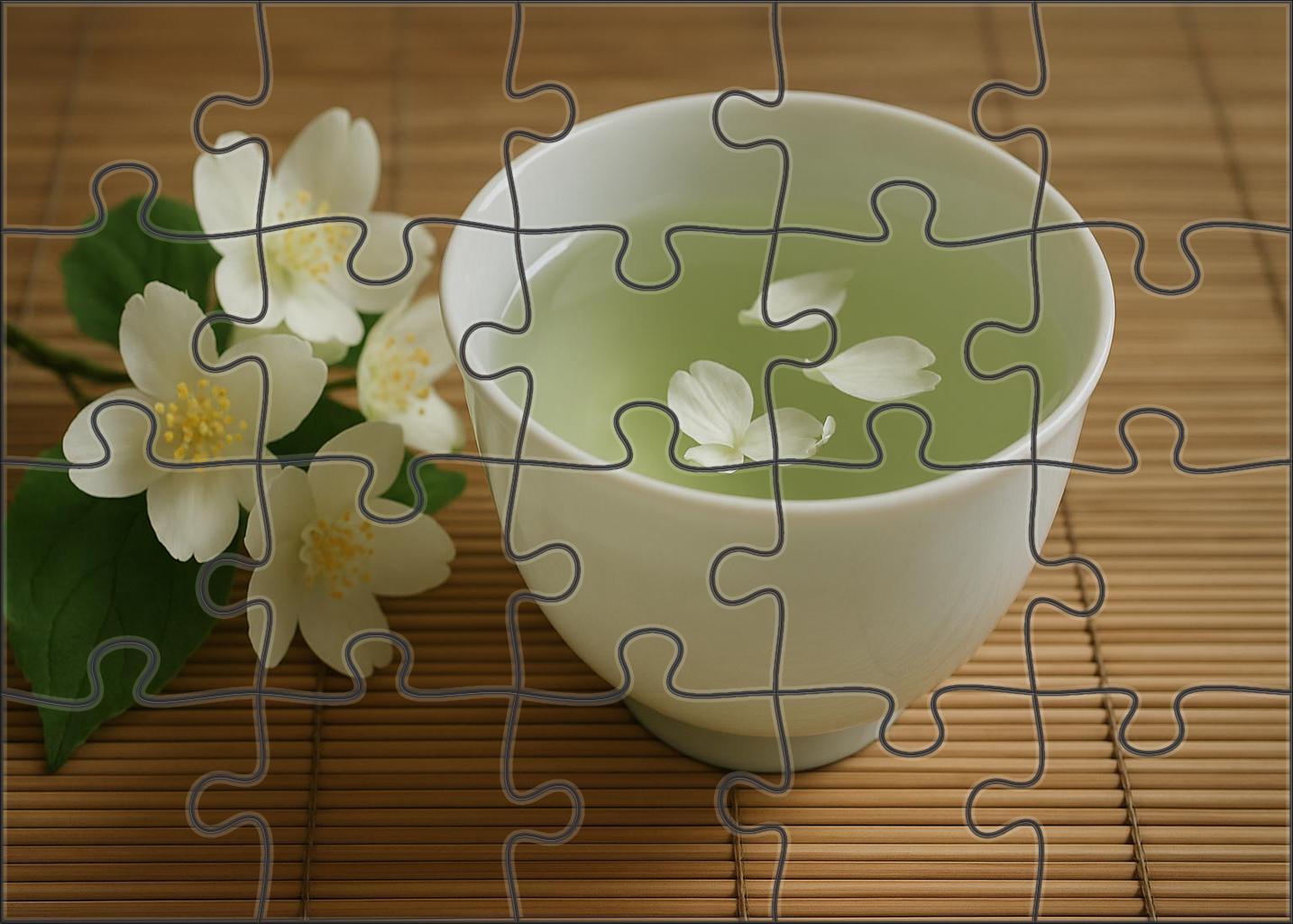 Silken Jasmine Petal 500 Piece Puzzle