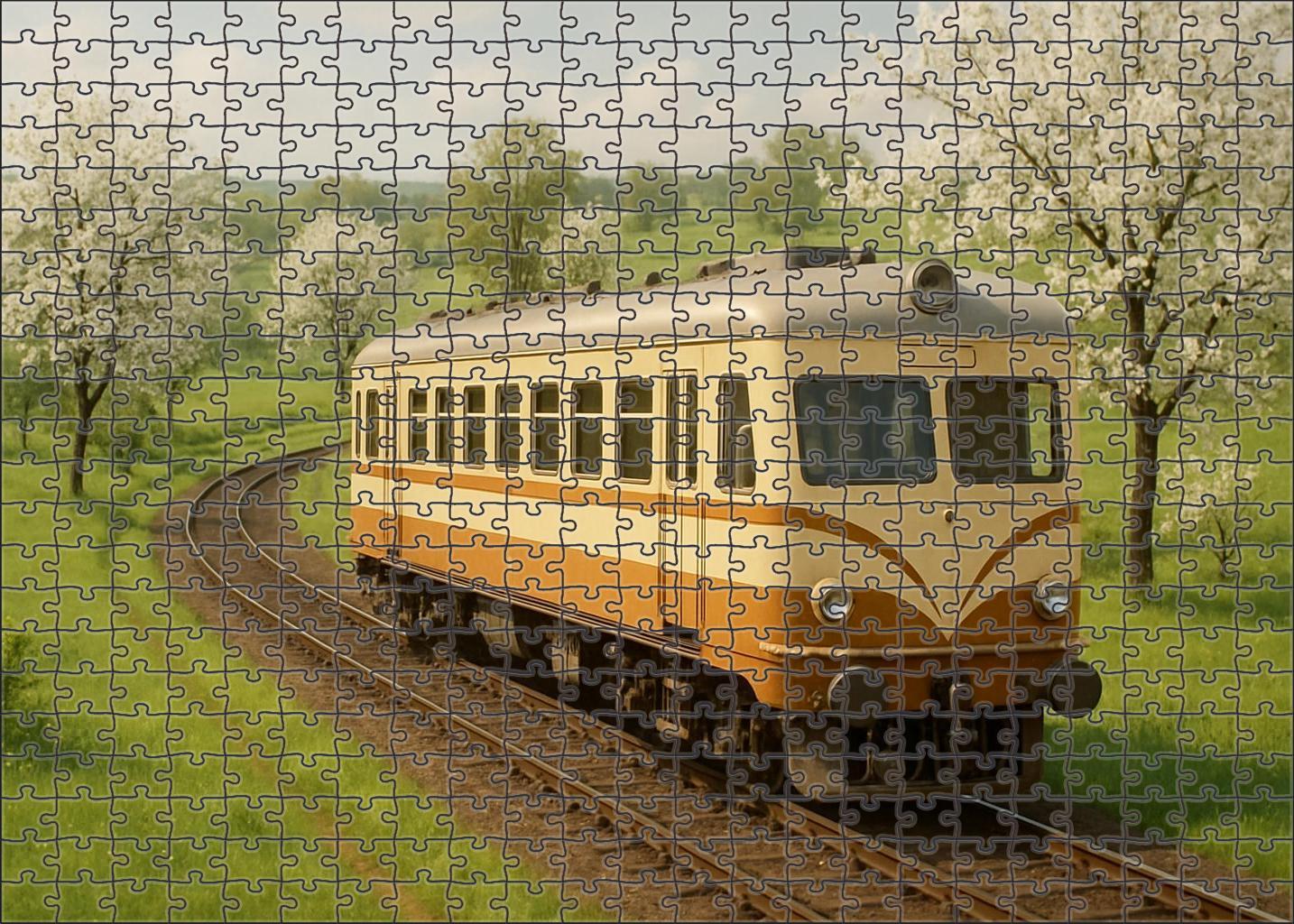 Amber Heritage Diesel Railcar 20 Piece Puzzle
