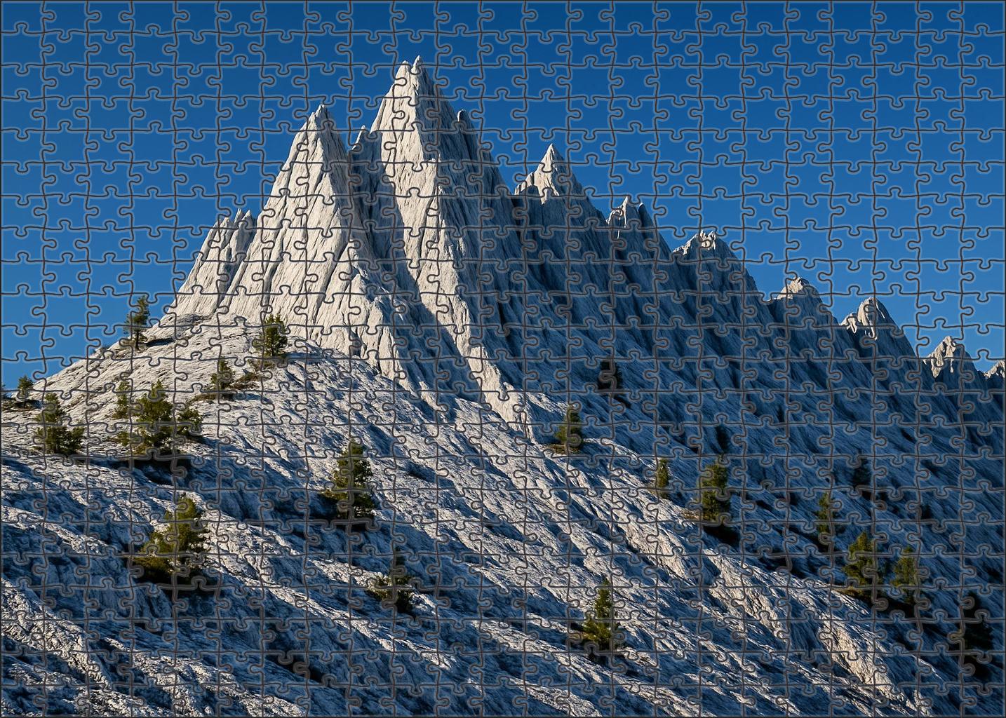 Ivory Ridge Outcrop 200 Piece Puzzle