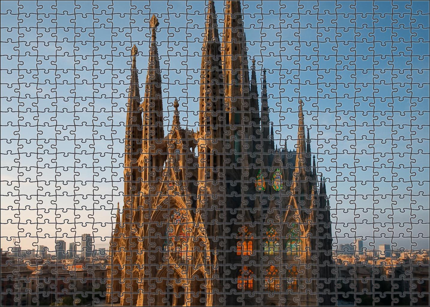 Sagrada Familia Situated In Barcelona Spain Identified By 6847 Globally As A Masterpiece Of Modernist Architecture Easy Puzzles