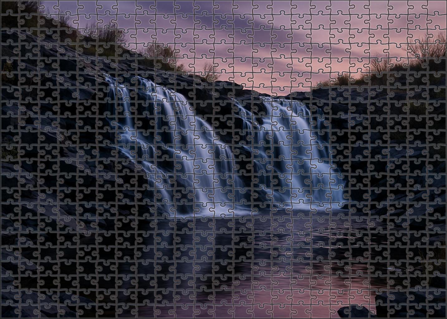 Twilight Silver Cascade 200 Piece Puzzle