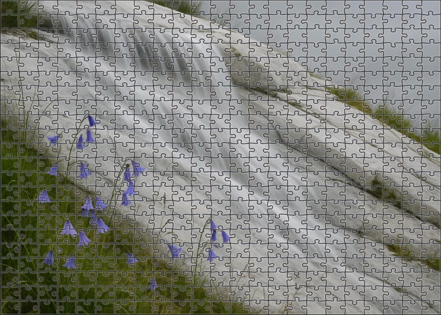 Ivory Lace Spill Puzzle For Adults